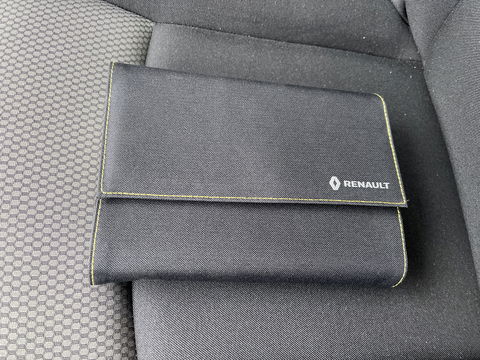 Renault Kangoo 1.5 Blue dCi 95 Work Edition / vaste prijs rijklaar € 13.950 ex btw / bpm vrij / euro 6 / 12.515 km NAP! / 6 versnellingen / trekhaak / airco / cruise / zwart metallic