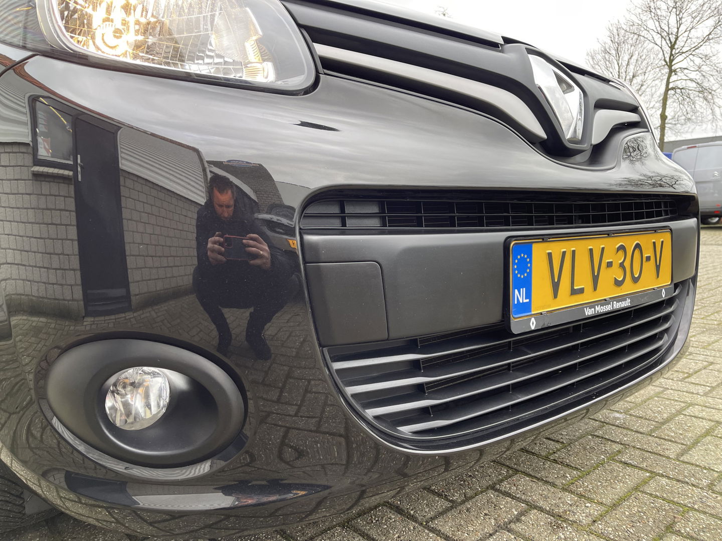 Renault Kangoo 1.5 Blue dCi 95 Work Edition / vaste prijs rijklaar € 13.950 ex btw / bpm vrij / euro 6 / 12.515 km NAP! / 6 versnellingen / trekhaak / airco / cruise / zwart metallic