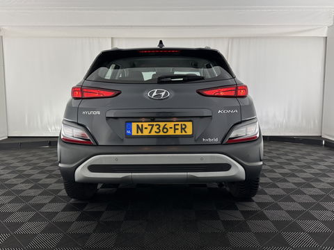 Hyundai KONA 1.6 GDI HEV Comfort Smart (INCL.BTW) (INCL-BTW) Aut. *NAVI-FULLMAP | DIGI-COCKPIT | ADAPTIVE-CRUISE | | KEYLESS | CAMERA | HEAD-UP | SHIFT-PADDLES | DAB | COMFORT-SEATS | 16 "ALU*