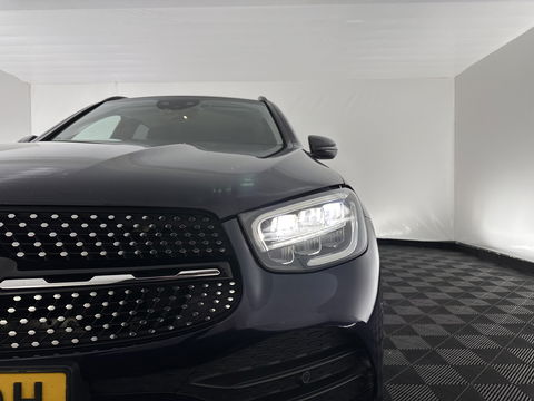 Mercedes-Benz GLC 300de 4MATIC Business Solution AMG (INCL.BTW) *LEATHER-MICROFIBRE | FULL-LED | DIGI-COCKPIT | HEATED-SPORTSEATS | NAVI-FULLMAP | CAMERA | PRIVACY-GLASS | SHIFT-PADDLES | 19''ALU | TOWBAR*