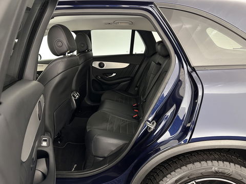 Mercedes-Benz GLC 300de 4MATIC Business Solution AMG (INCL.BTW) *LEATHER-MICROFIBRE | FULL-LED | DIGI-COCKPIT | HEATED-SPORTSEATS | NAVI-FULLMAP | CAMERA | PRIVACY-GLASS | SHIFT-PADDLES | 19''ALU | TOWBAR*