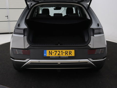 Hyundai IONIQ 5 Connect 73kWh | Trekhaak | Stoel & stuurverwarming | Half leder | Adaptive cruise | Carplay | 19'' | Keyless | Camera | Navigatie | Vehicle-to-load | Parkeerhulp