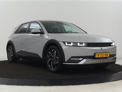 Hyundai IONIQ 5 Connect 73kWh | Trekhaak | Stoel & stuurverwarming | Half leder | Adaptive cruise | Carplay | 19'' | Keyless | Camera | Navigatie | Vehicle-to-load | Parkeerhulp