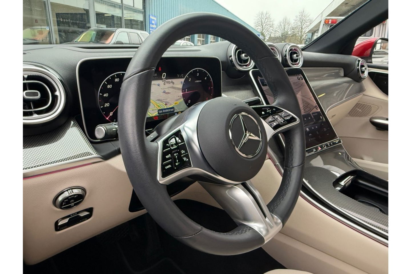 Mercedes-Benz GLC 300DE 4MATIC AMG LINE PANORAMA LEER NAVI PDC360GR.