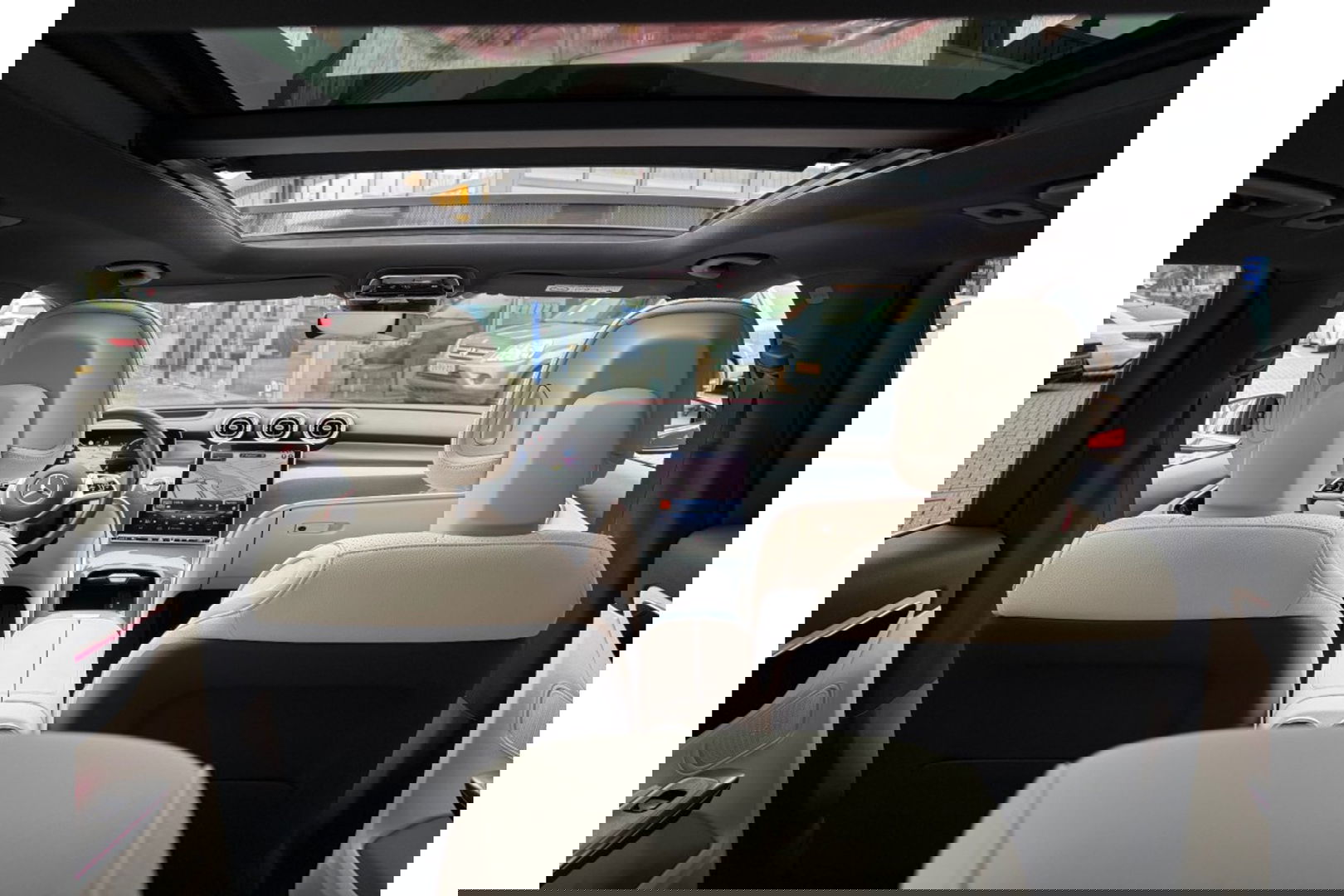 Mercedes-Benz GLC 300DE 4MATIC AMG LINE PANORAMA LEER NAVI PDC360GR.