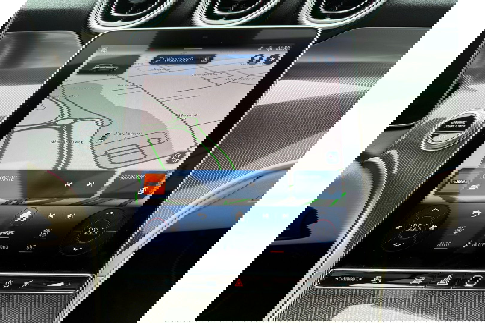 Mercedes-Benz GLC 300DE 4MATIC AMG LINE PANORAMA LEER NAVI PDC360GR.