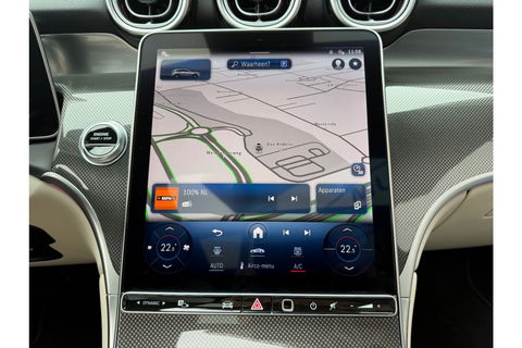 Mercedes-Benz GLC 300DE 4MATIC AMG LINE PANORAMA LEER NAVI PDC360GR.