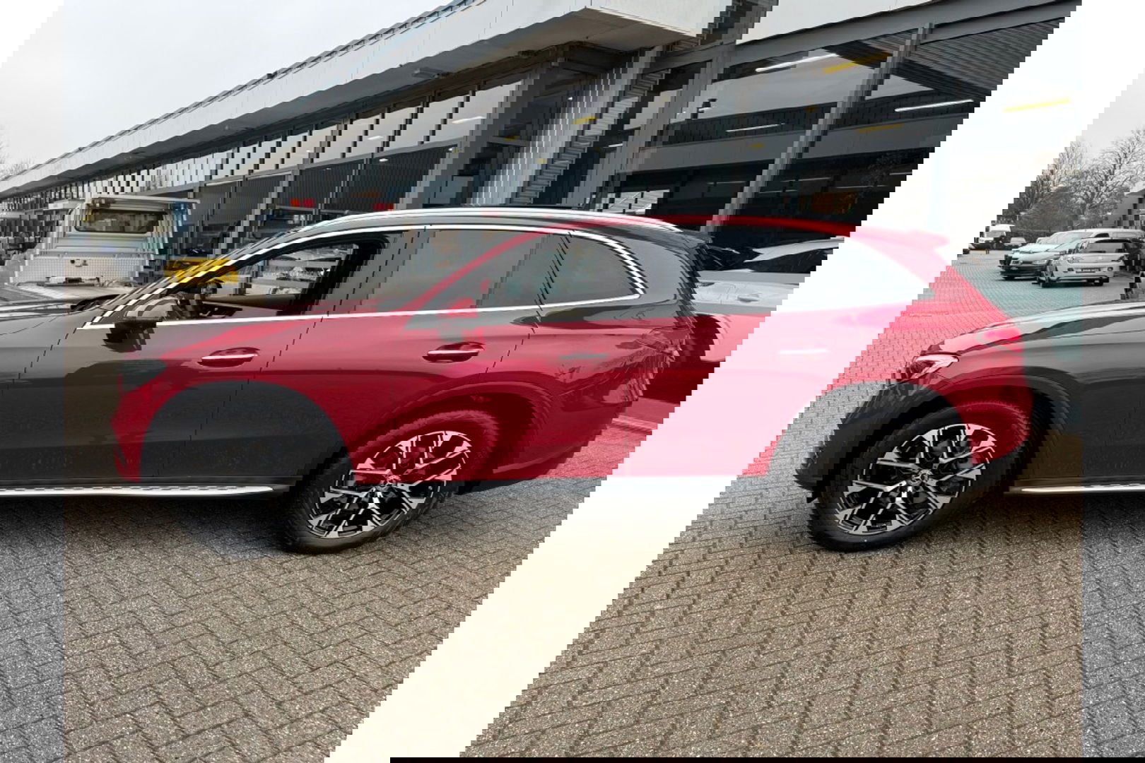 Mercedes-Benz GLC 300DE 4MATIC AMG LINE PANORAMA LEER NAVI PDC360GR.