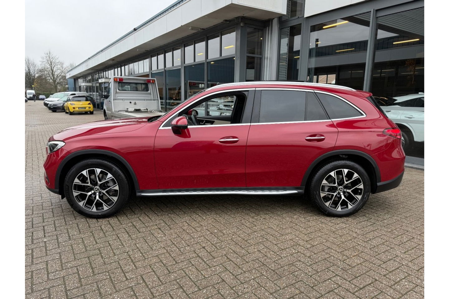 Mercedes-Benz GLC 300DE 4MATIC AMG LINE PANORAMA LEER NAVI PDC360GR.