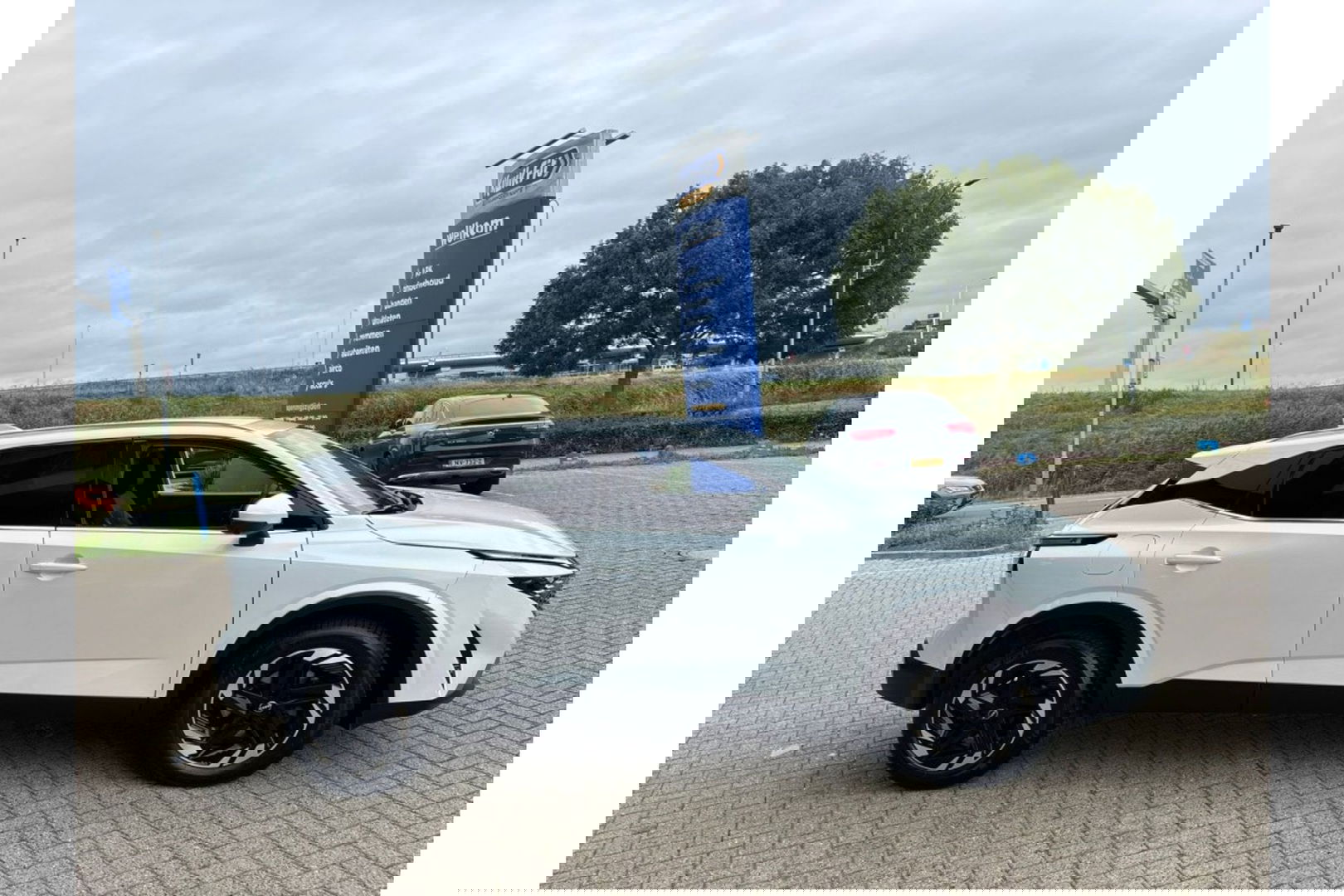 Nissan QASHQAI 1.3 MHEV X N-CONNECTA AUTOMAAT AIRCO NAVI WIDESCREEN CAMERA360GR.