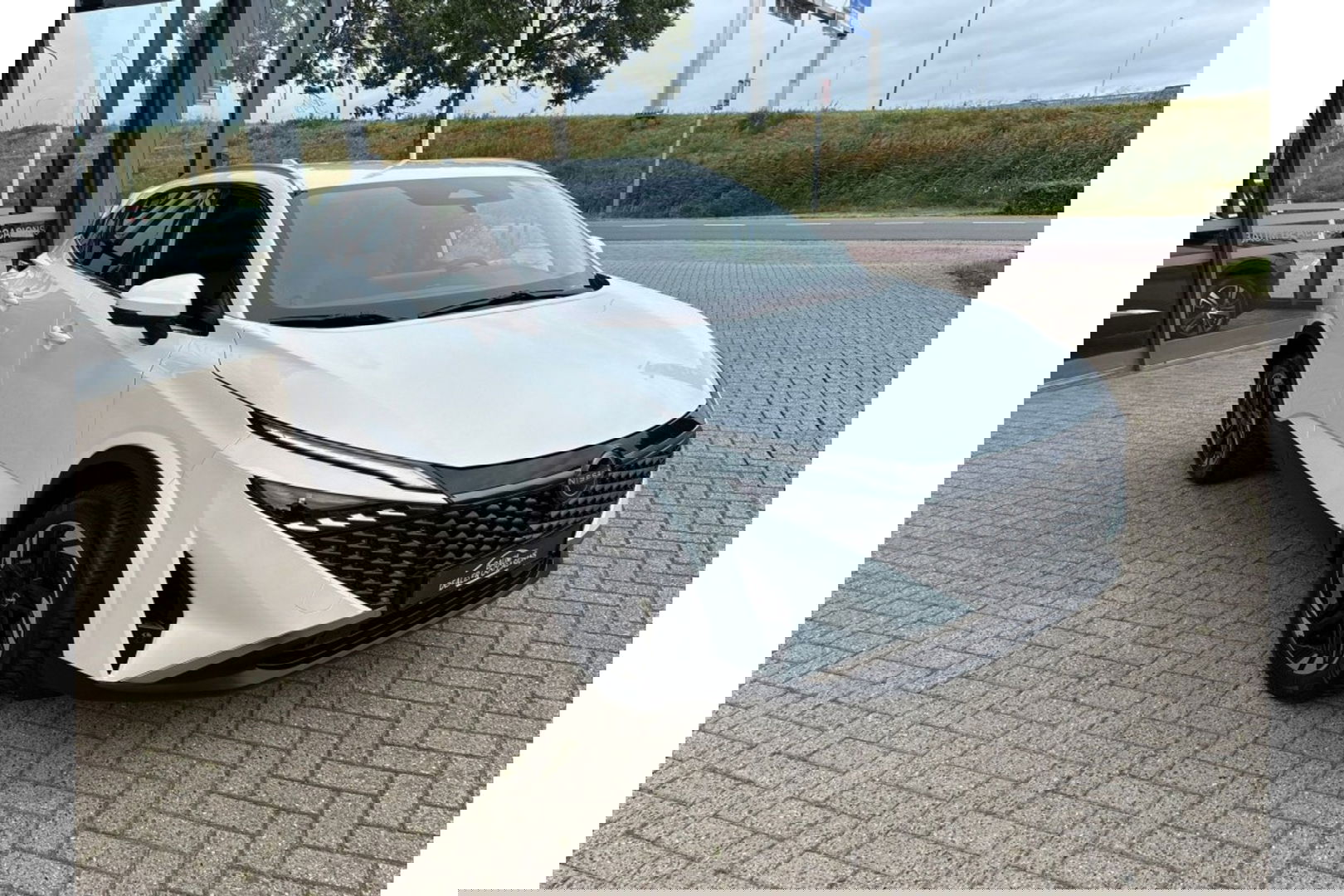 Nissan QASHQAI 1.3 MHEV X N-CONNECTA AUTOMAAT AIRCO NAVI WIDESCREEN CAMERA360GR.