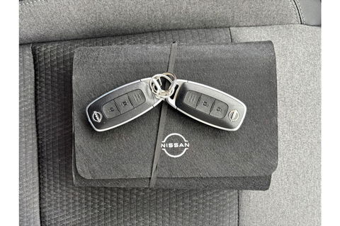 Nissan QASHQAI 1.3 MHEV X N-CONNECTA AUTOMAAT AIRCO NAVI WIDESCREEN CAMERA360GR.