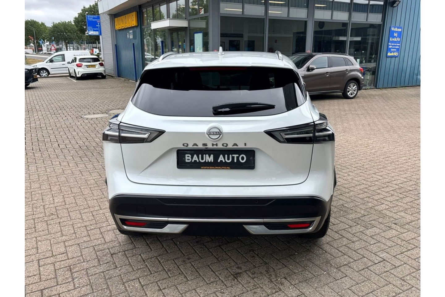 Nissan QASHQAI 1.3 MHEV X N-CONNECTA AUTOMAAT AIRCO NAVI WIDESCREEN CAMERA360GR.