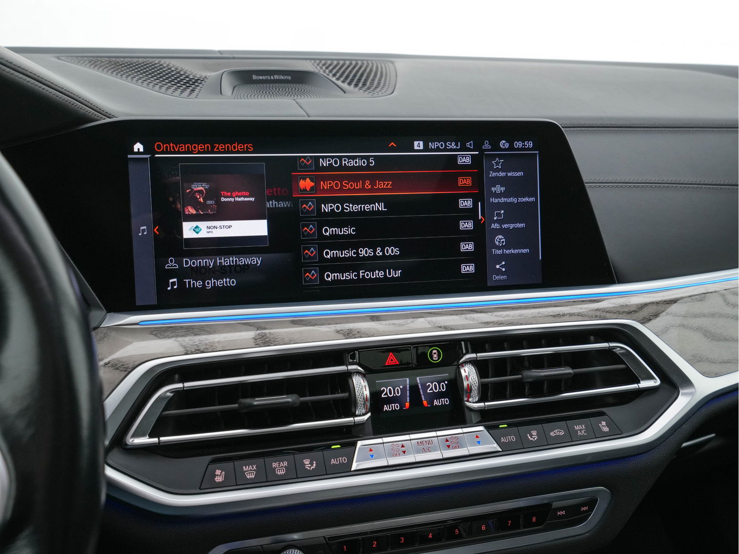 BMW X7 xDrive30d High Executive [ 7-Pers. ] *PANO | LASER-LED | HEAD-UP | SOFT-CLOSE | LUXURY-LEATHER | BOWERS&WILKINS | BLIND-SPOT | DIGI-COCKPIT | MEMORY-PACK | TOP-VIEW | PRIVACY-GLASS | NAVI-FULLMAP | 22''ALU | TOWB