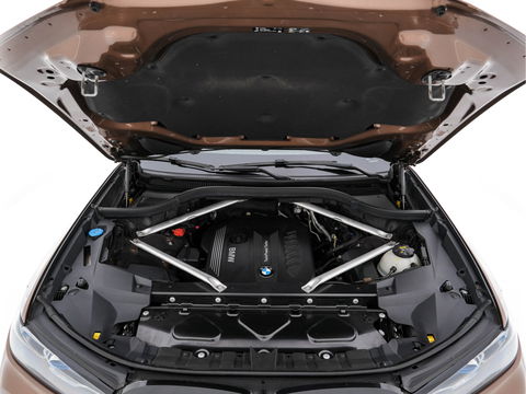 BMW X7 xDrive30d High Executive [ 7-Pers. ] *PANO | LASER-LED | HEAD-UP | SOFT-CLOSE | LUXURY-LEATHER | BOWERS&WILKINS | BLIND-SPOT | DIGI-COCKPIT | MEMORY-PACK | TOP-VIEW | PRIVACY-GLASS | NAVI-FULLMAP | 22''ALU | TOWB