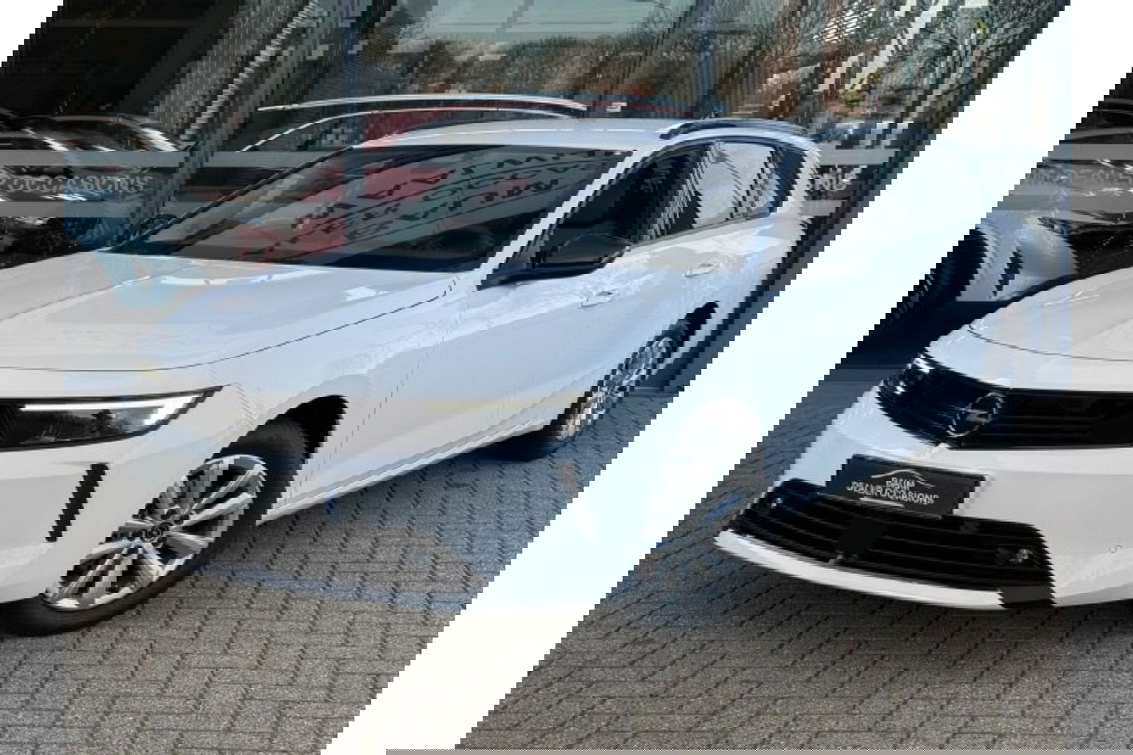 Opel Astra 1.2 TURBO EDITION AIRCO NAVI PDC-CAMERA360GR.