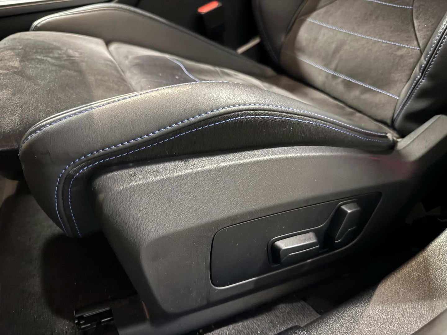 BMW 1-serie 120 M Sport Design Edition PANO KEYLESS CAM