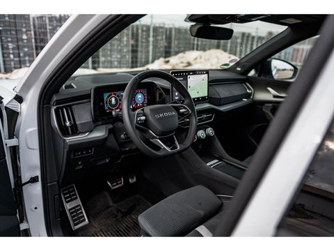 Škoda Kodiaq 1.5 TSI PHEV Sportline Business | PANO | TREKHAAK | LIGHT & VIEW