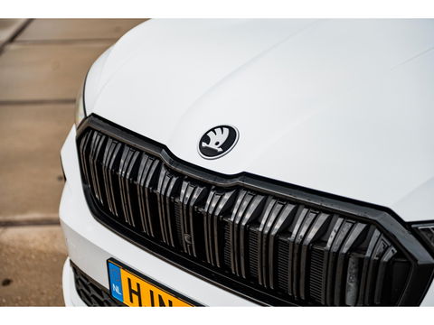 Škoda Kodiaq 1.5 TSI PHEV Sportline Business | PANO | TREKHAAK | LIGHT & VIEW