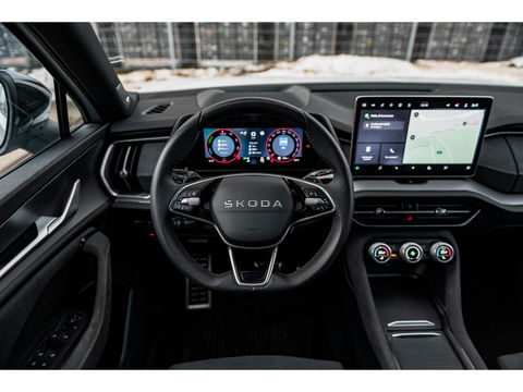 Škoda Kodiaq 1.5 TSI PHEV Sportline Business | PANO | TREKHAAK | LIGHT & VIEW