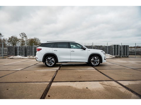 Škoda Kodiaq 1.5 TSI PHEV Sportline Business | PANO | TREKHAAK | LIGHT & VIEW