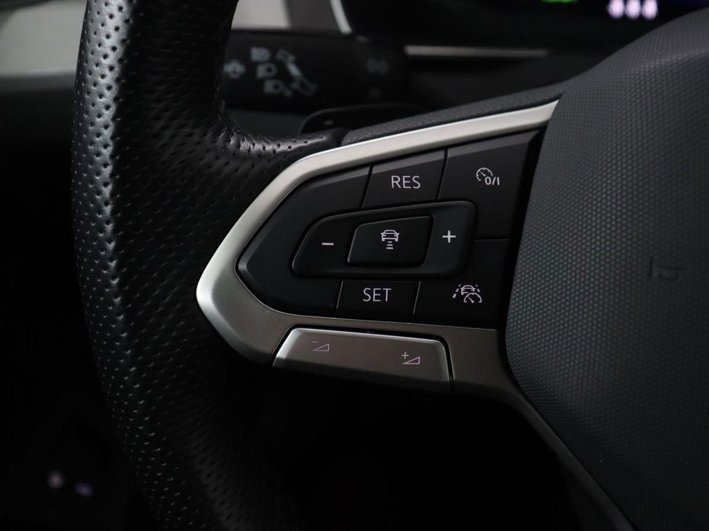 Volkswagen Passat 1.4 TSI PHEV GTE | Stoelverwarming | Virtual Cockpit | Adaptive cruise | Massage | Matrix LED | Camera | Memory | Carplay | Navigatie | Plug In