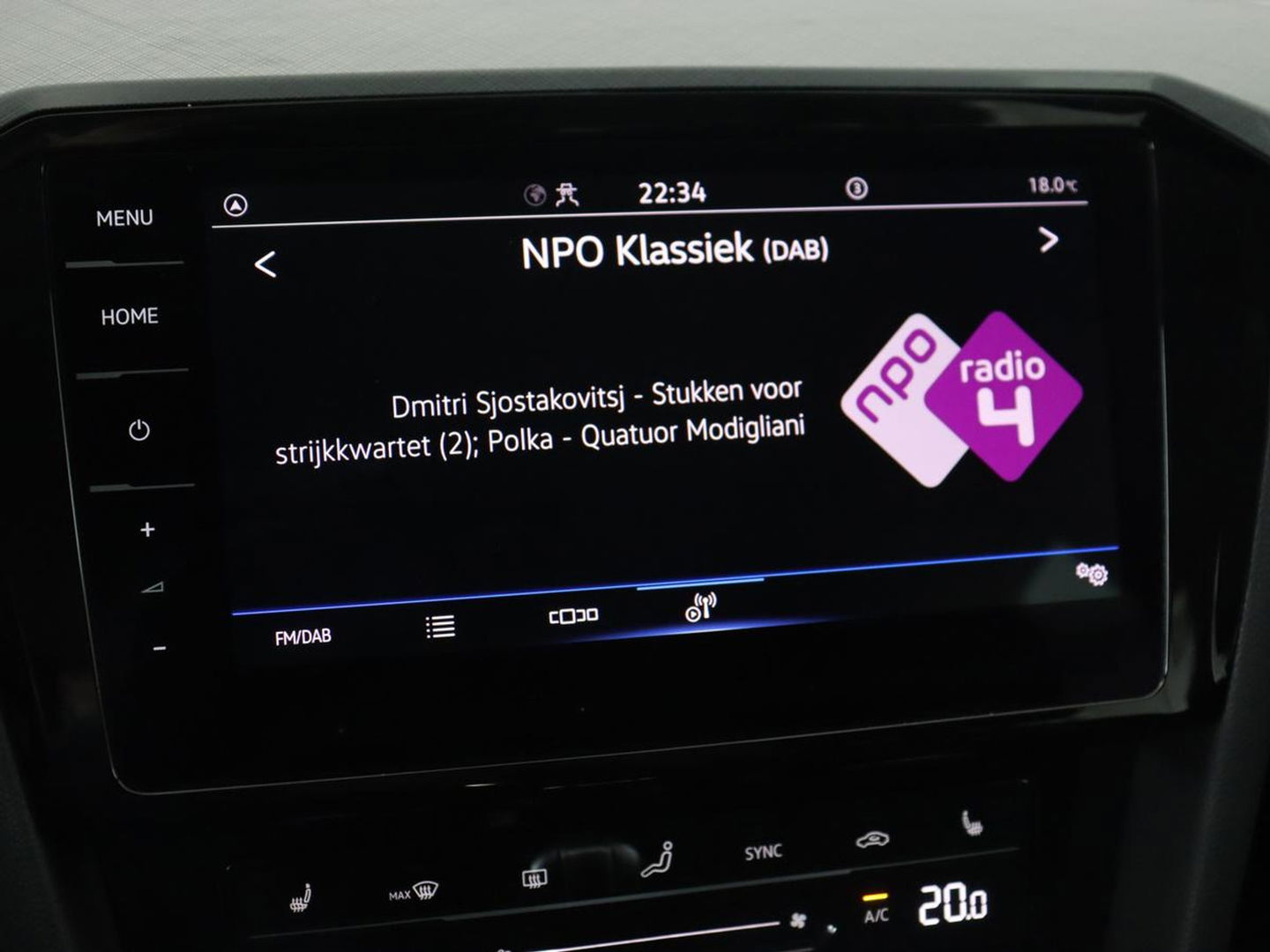 Volkswagen Passat 1.4 TSI PHEV GTE | Stoelverwarming | Virtual Cockpit | Adaptive cruise | Massage | Matrix LED | Camera | Memory | Carplay | Navigatie | Plug In