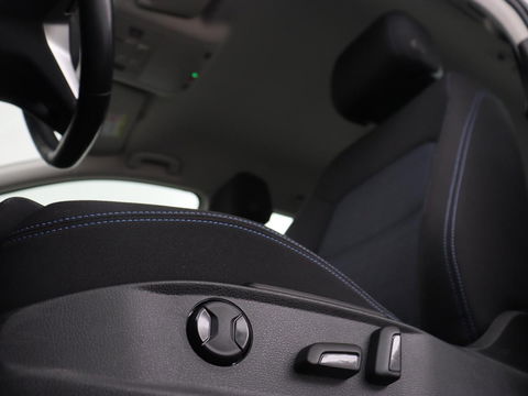 Volkswagen Passat 1.4 TSI PHEV GTE | Stoelverwarming | Virtual Cockpit | Adaptive cruise | Massage | Matrix LED | Camera | Memory | Carplay | Navigatie | Plug In
