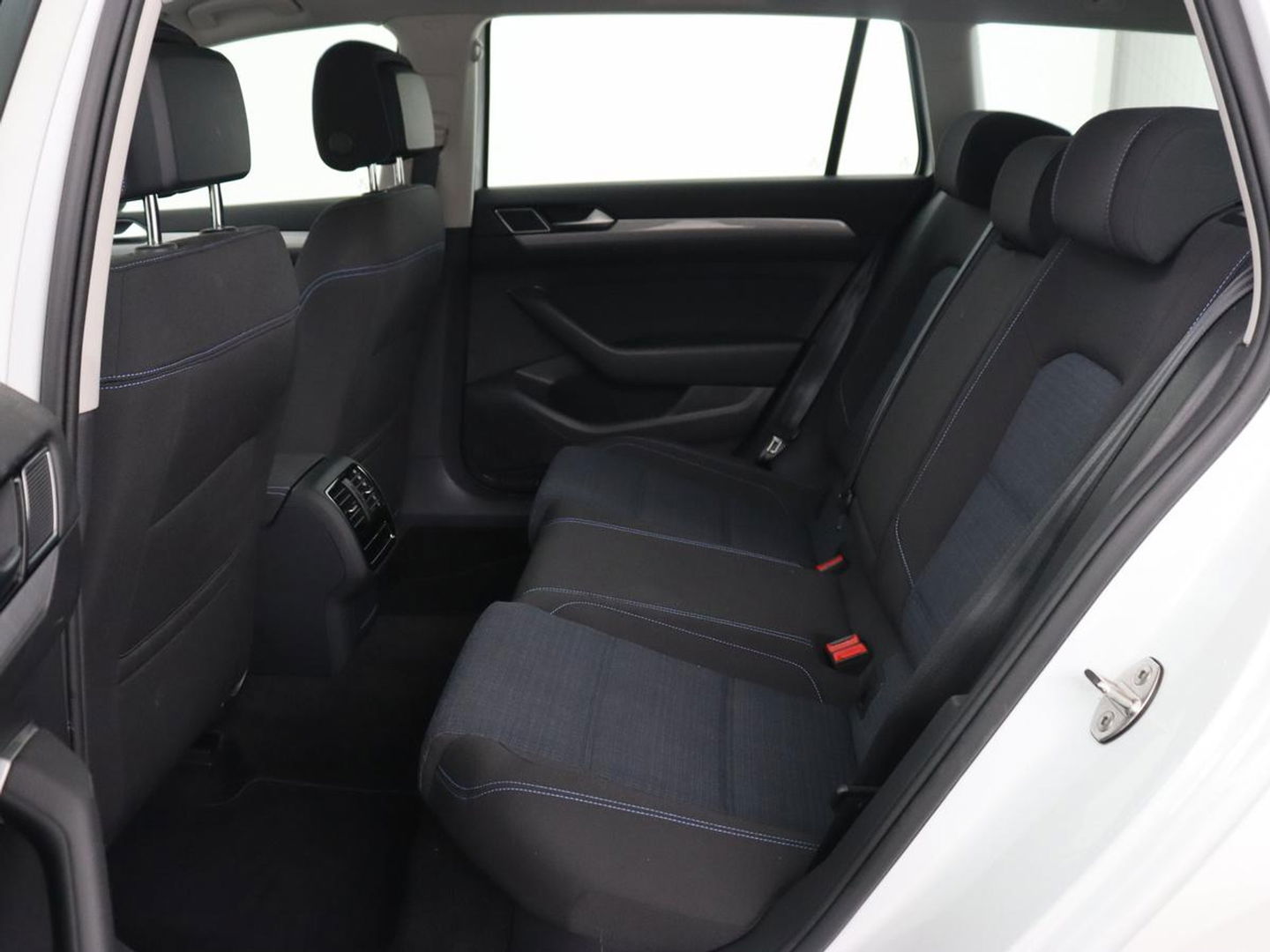 Volkswagen Passat 1.4 TSI PHEV GTE | Stoelverwarming | Virtual Cockpit | Adaptive cruise | Massage | Matrix LED | Camera | Memory | Carplay | Navigatie | Plug In