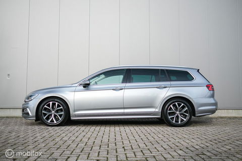 Volkswagen Passat Variant 1.4 TSI ACT Highline Business R | VC | ACC | Camera | Alcantara | Trekhaak | Dealer onderhouden | LED | Rijklaar |