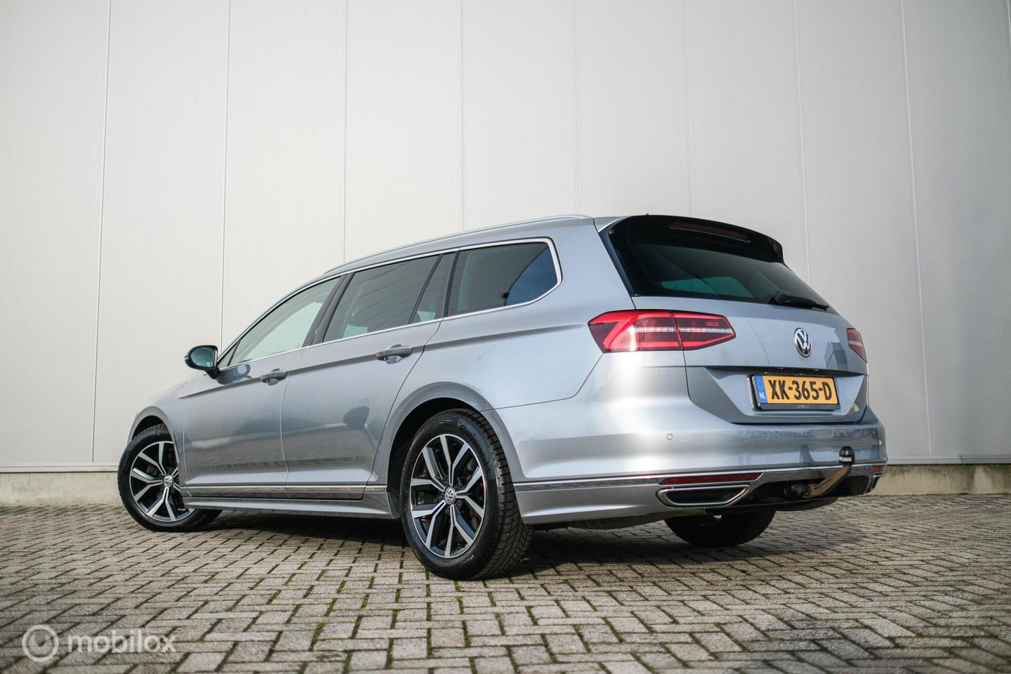 Volkswagen Passat Variant 1.4 TSI ACT Highline Business R | VC | ACC | Camera | Alcantara | Trekhaak | Dealer onderhouden | LED | Rijklaar |