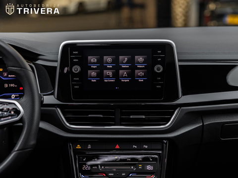 Volkswagen T-Roc 1.5 TSI R-Line I Automaat I PANO I LMV I Volledig dealeronderhouden I 2de eigenaar