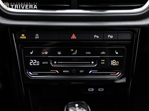 Volkswagen T-Roc 1.5 TSI R-Line I Automaat I PANO I LMV I Volledig dealeronderhouden I 2de eigenaar