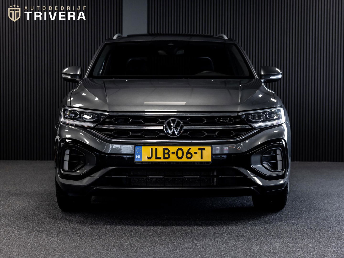 Volkswagen T-Roc 1.5 TSI R-Line I Automaat I PANO I LMV I Volledig dealeronderhouden I 2de eigenaar