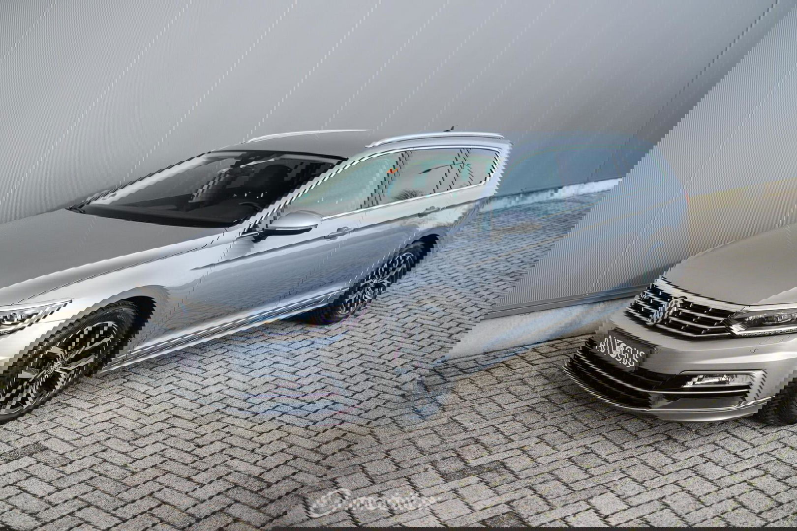 Volkswagen Passat Variant 1.4 TSI ACT Highline Business R | VC | ACC | Camera | Alcantara | Trekhaak | Dealer onderhouden | LED | Rijklaar |