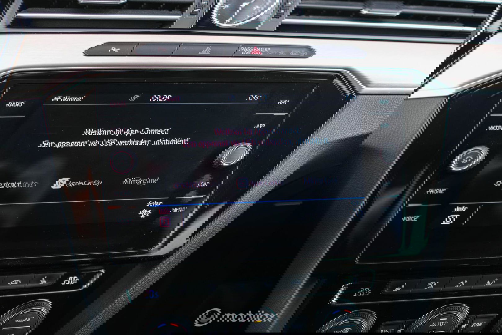 Volkswagen Passat Variant 1.4 TSI ACT Highline Business R | VC | ACC | Camera | Alcantara | Trekhaak | Dealer onderhouden | LED | Rijklaar |