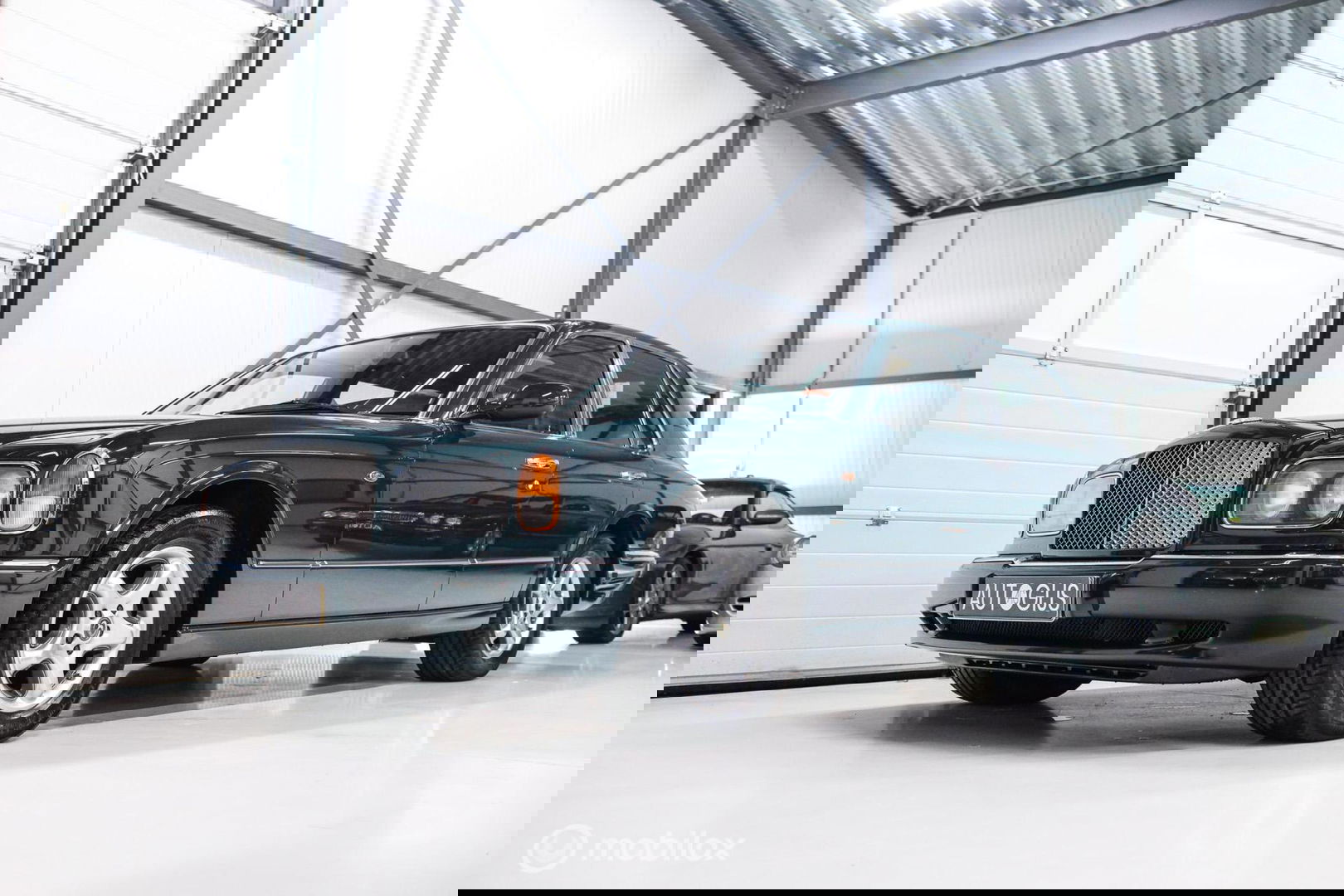 Bentley Arnage 4.5 V8 Green Label | First owner | Green over tan | Original dutch delivered | Mulsanne Green | Green Carpets | Service History