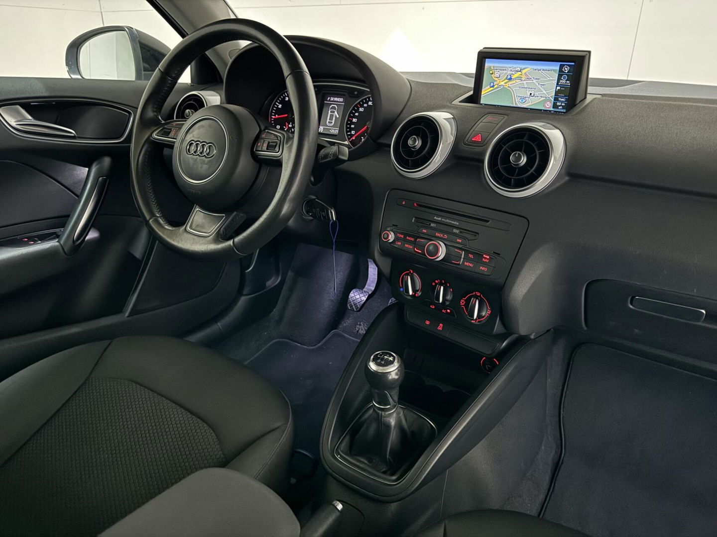 Audi A1 1.2 TFSI S-line Airco Cruise Navi NAP