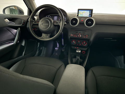 Audi A1 1.2 TFSI S-line Airco Cruise Navi NAP