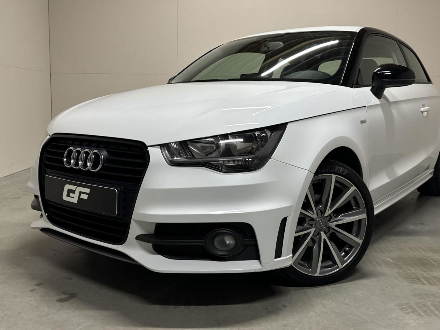 Audi A1 1.2 TFSI S-line Airco Cruise Navi NAP