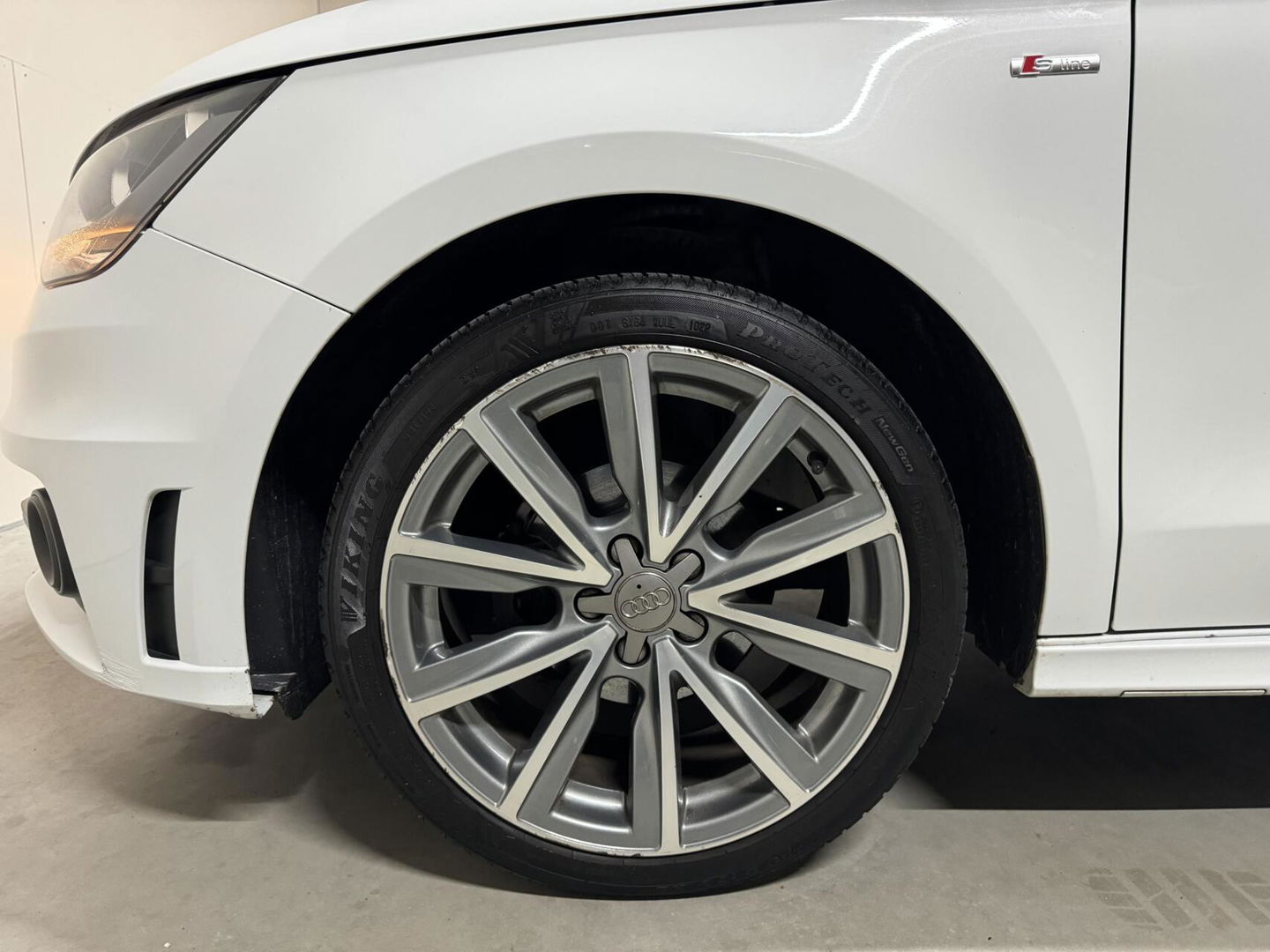 Audi A1 1.2 TFSI S-line Airco Cruise Navi NAP