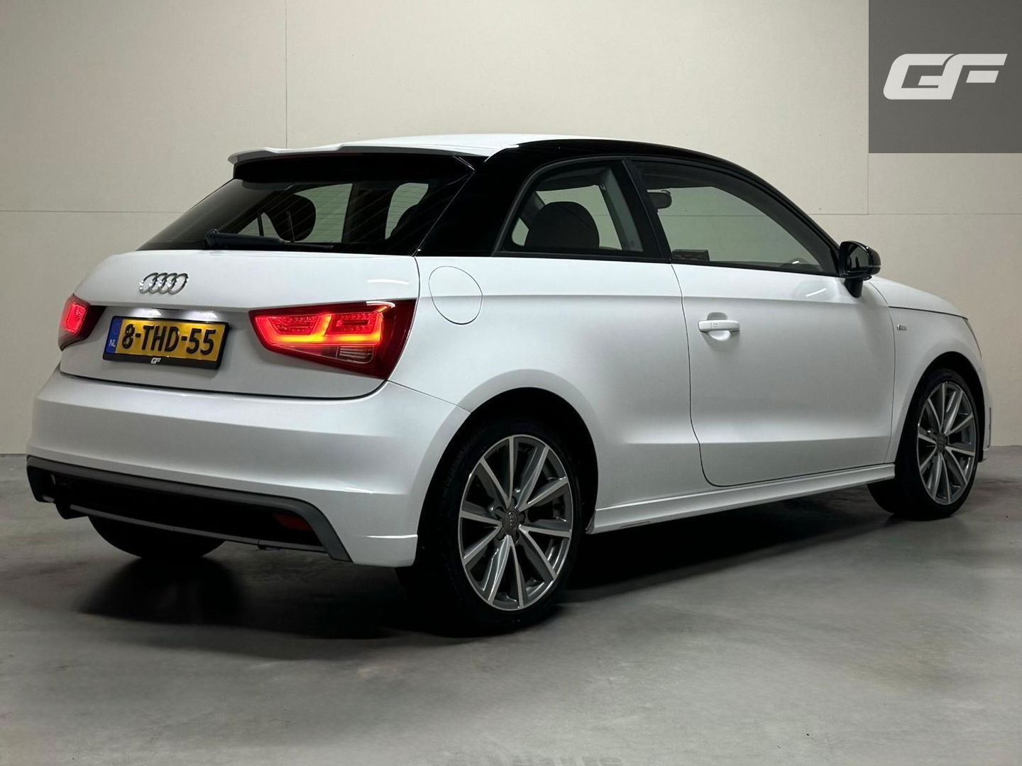Audi A1 1.2 TFSI S-line Airco Cruise Navi NAP