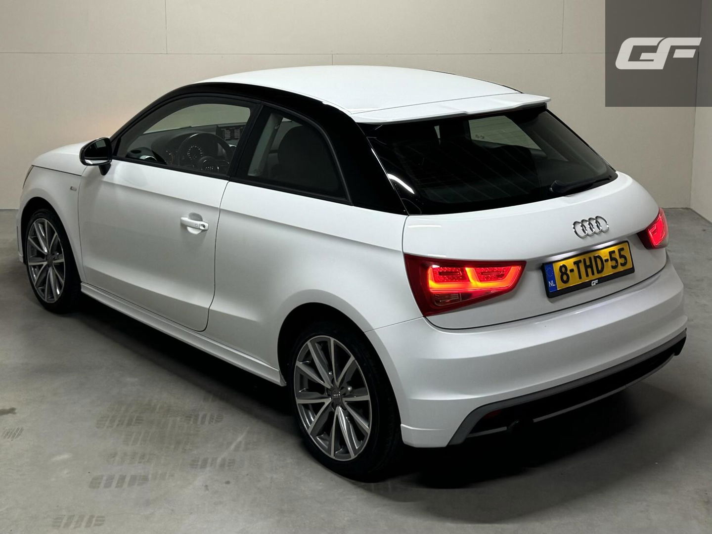 Audi A1 1.2 TFSI S-line Airco Cruise Navi NAP