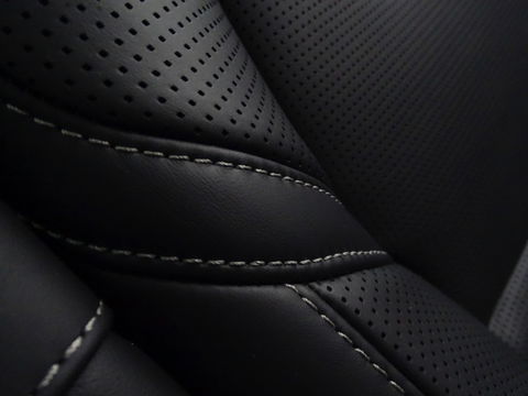 Volvo XC60 T8 392PK automaat AWD / R-Design / 360° *NAP*