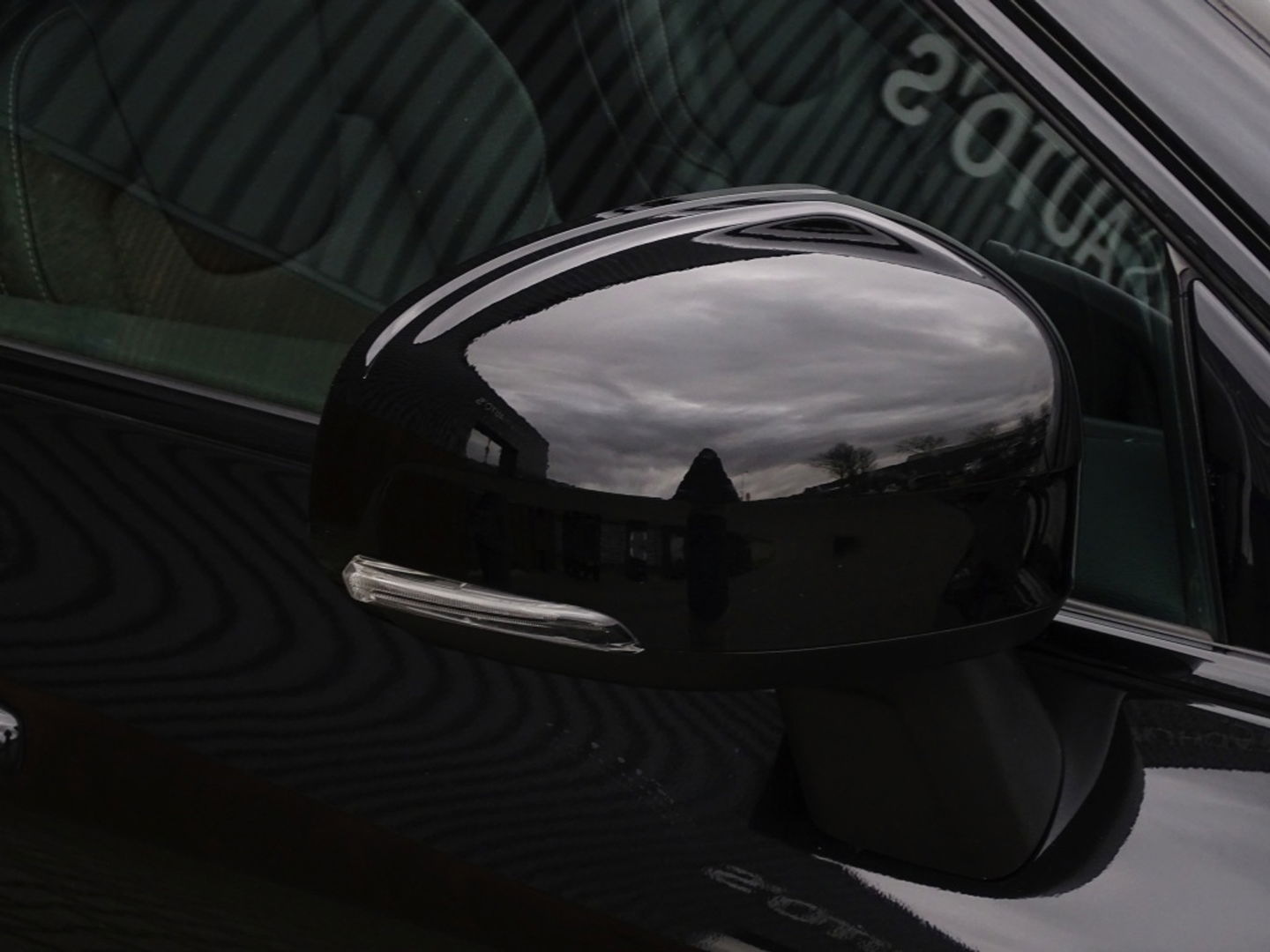 Volvo XC60 T8 392PK automaat AWD / R-Design / 360° *NAP*