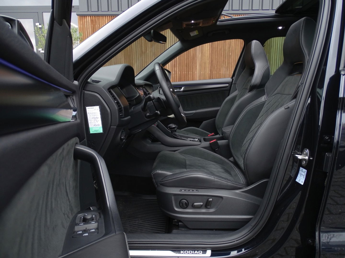 Škoda Kodiaq 1.5 TSI 150PK DSG / Sport B. / 7 pers. / ACC / LED *NAP*