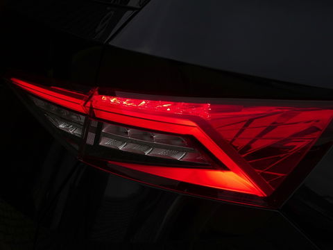 Škoda Kodiaq 1.5 TSI 150PK DSG / Sport B. / 7 pers. / ACC / LED *NAP*