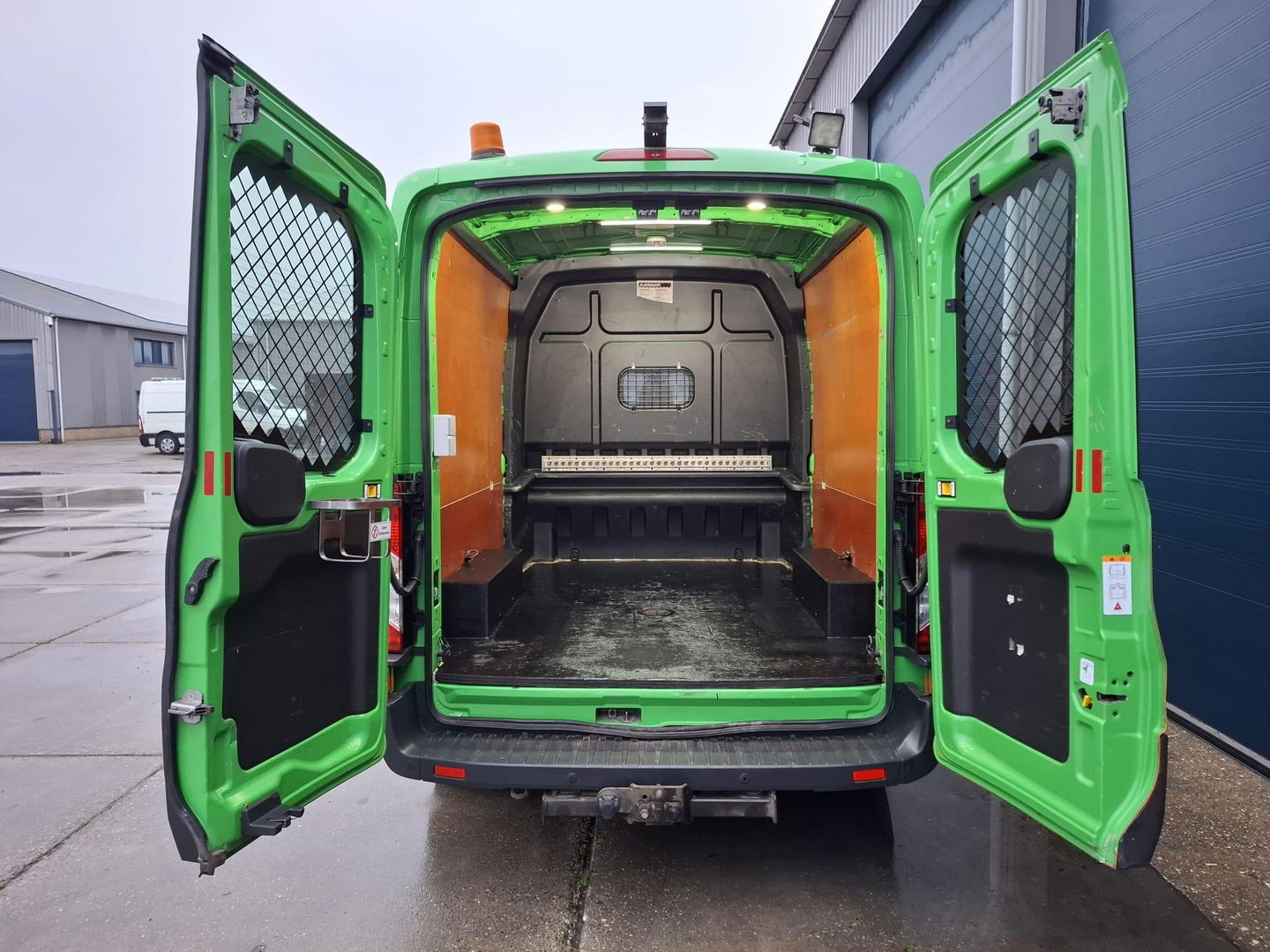 Ford Transit 350 2.0 TDCI L3H2 DC Trend DUBBEL CABINE / TREKHAAK / NAVI / CAMERA