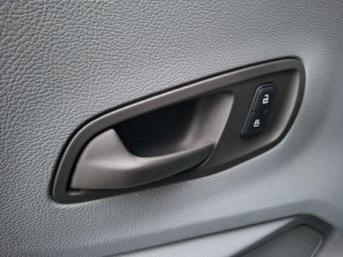 Ford Transit 350 2.0 TDCI L3H2 DC Trend DUBBEL CABINE / TREKHAAK / NAVI / CAMERA