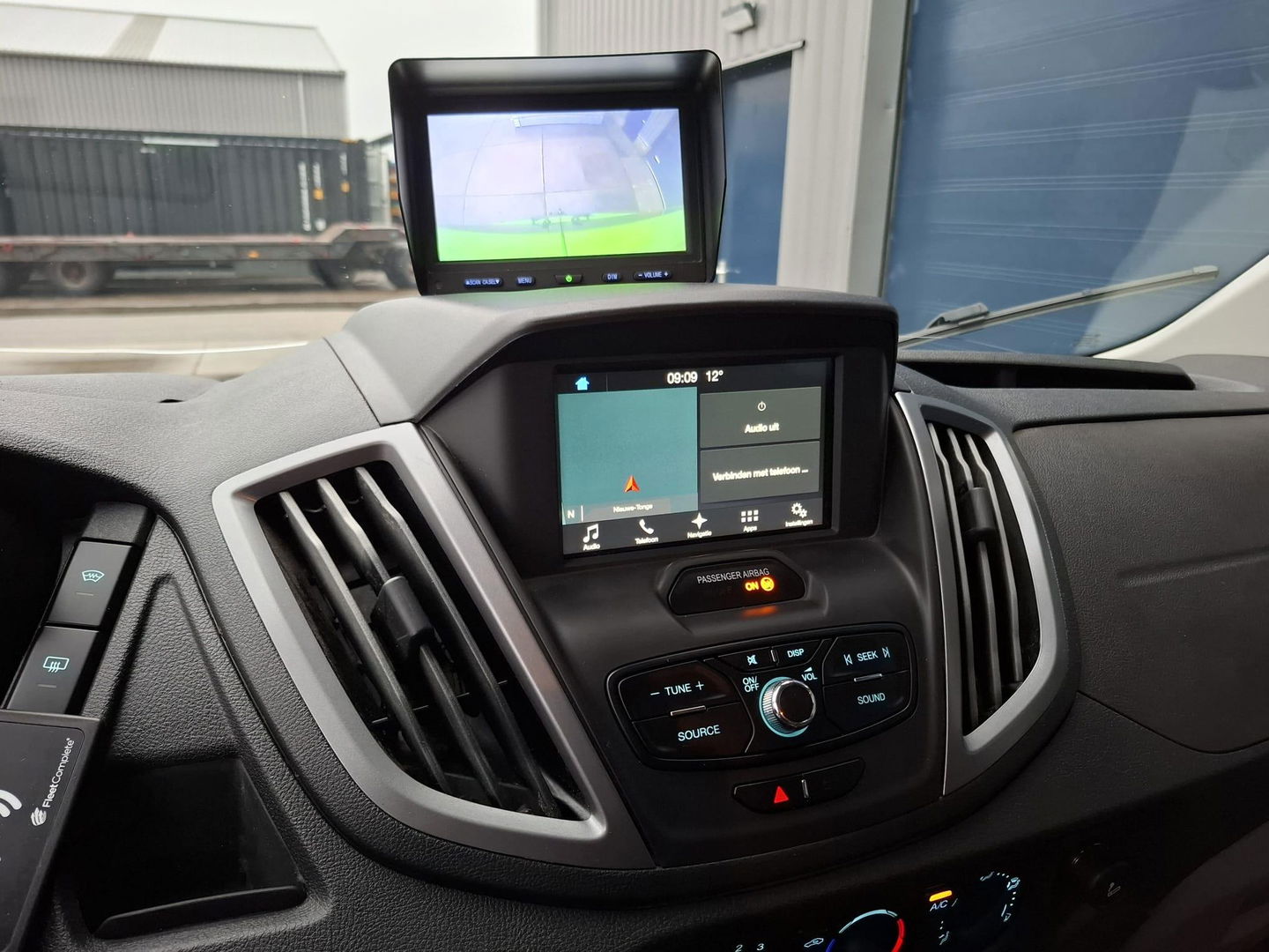 Ford Transit 350 2.0 TDCI L3H2 DC Trend DUBBEL CABINE / TREKHAAK / NAVI / CAMERA